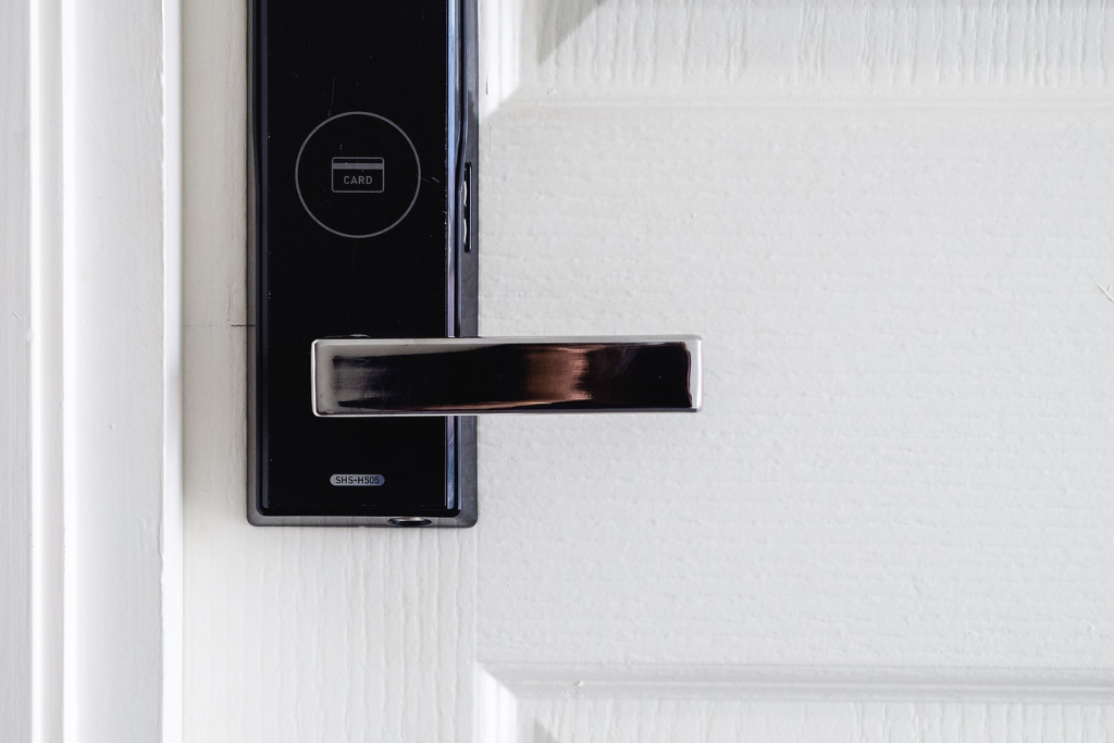 smart door lock